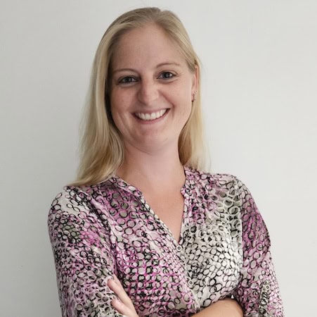 Tutorin Anna-Christina Zach- Ausbildung PferdeverhaltensberaterATN. Portraitfoto.